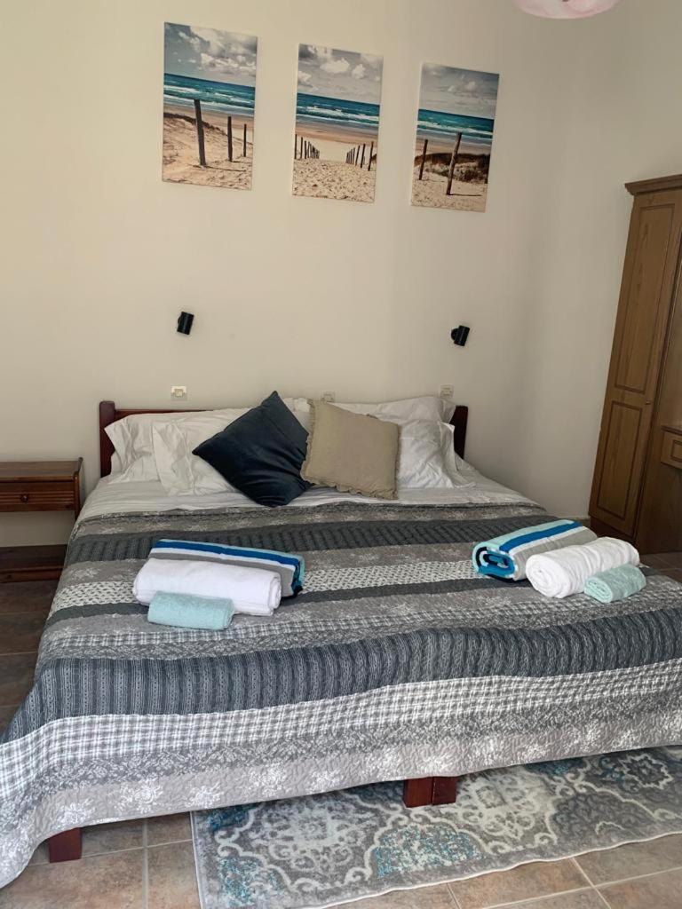 Nisaki Mathraki B&B 部屋 写真